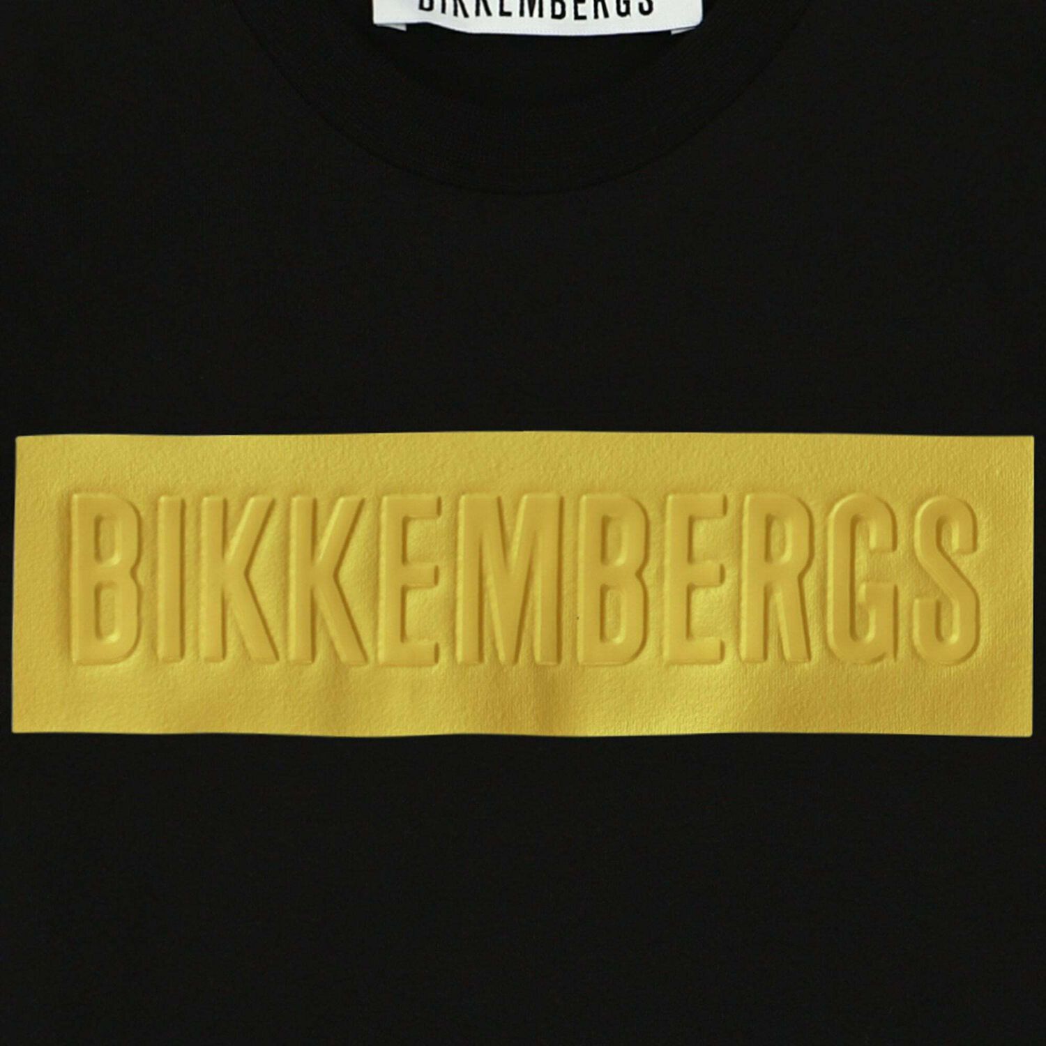 تيشيرت قطن باللون الاسود والذهبى للاولاد, 1, hi-res image number null