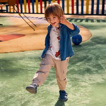 بنطلون رياضي للاولاد باللون البيج