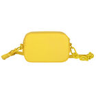 حقيبة جلد بالشعار باللون الوردي, 3, hi-res