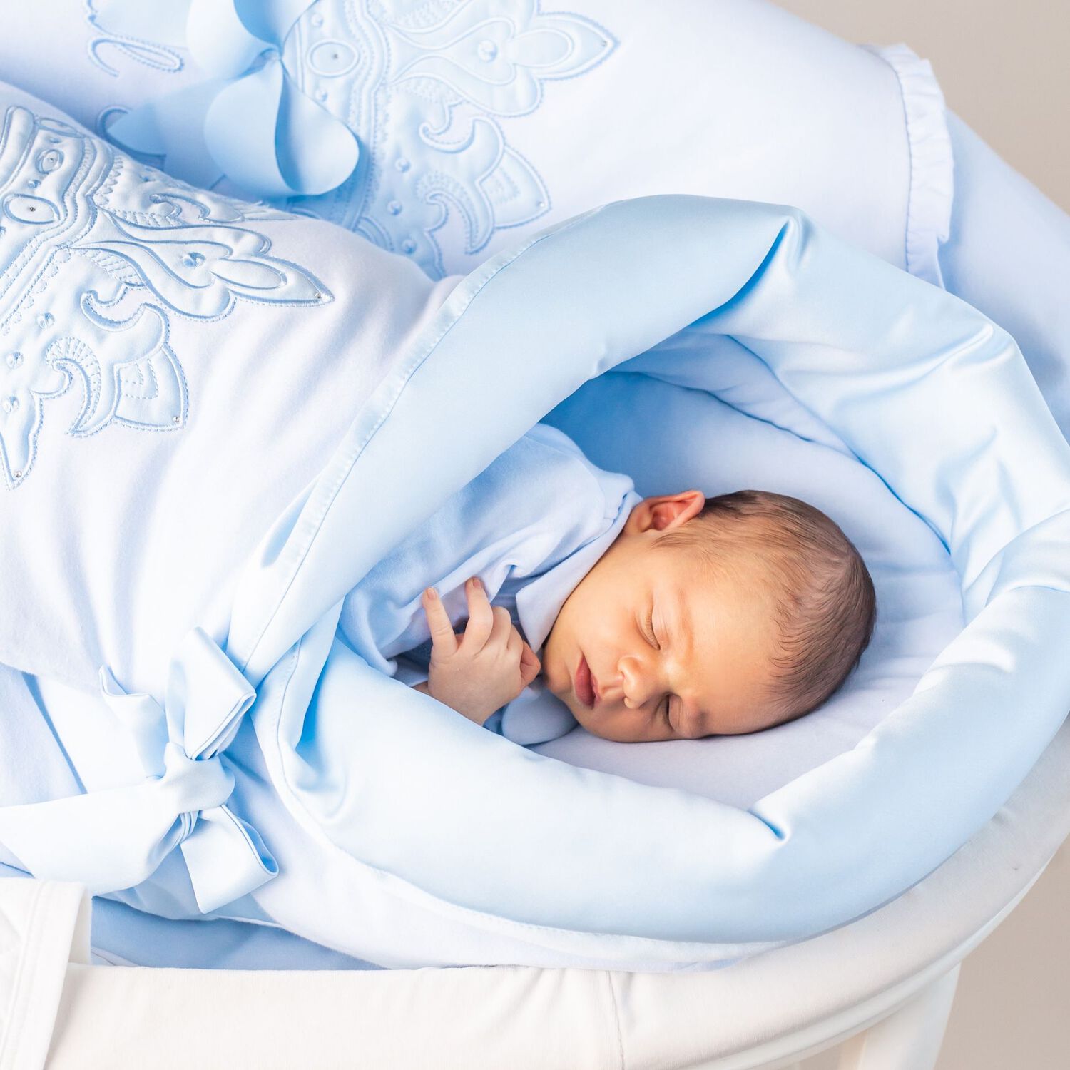 Blue Royal Baby Nest, 2, hi-res image number null