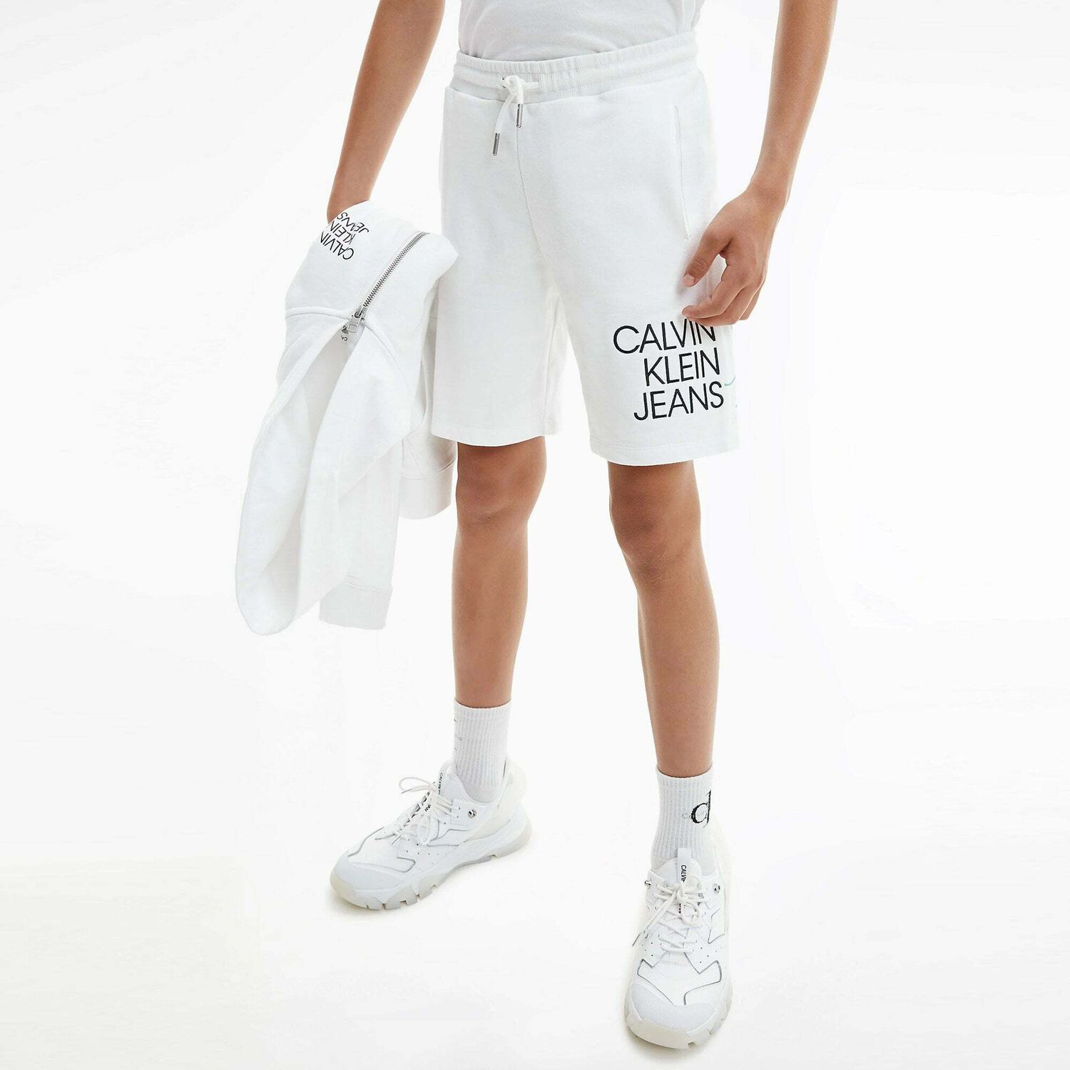 شورت قطن عضوى بالشعار باللون الابيض للاولاد, 3, hi-res image number null