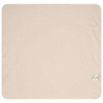 بطانية أطفال باللون بيج بشعار