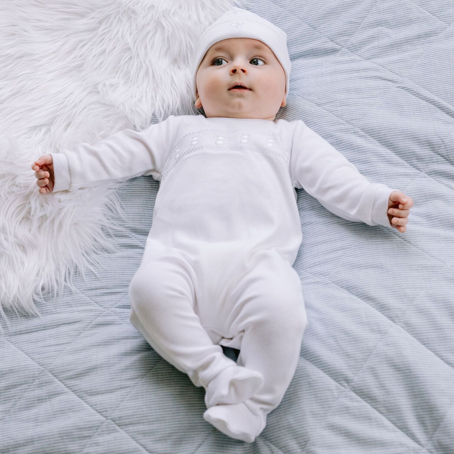 White Babygrow & Hat Set, 1, hi-res