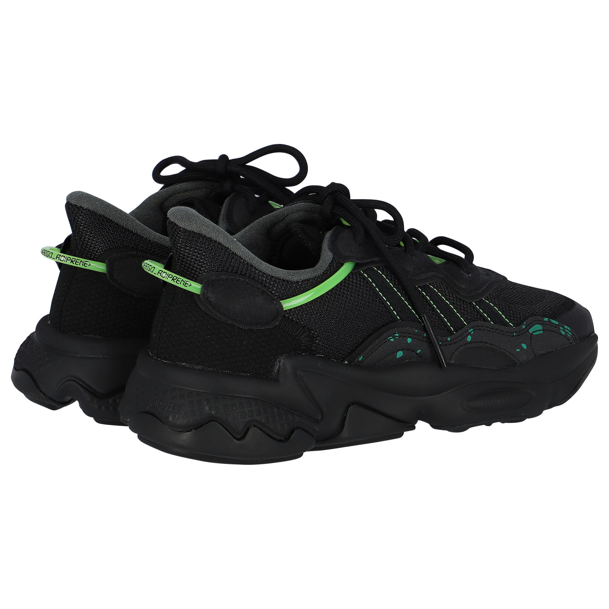 Adidas originals ozweego trainer 2025 core black / solar green