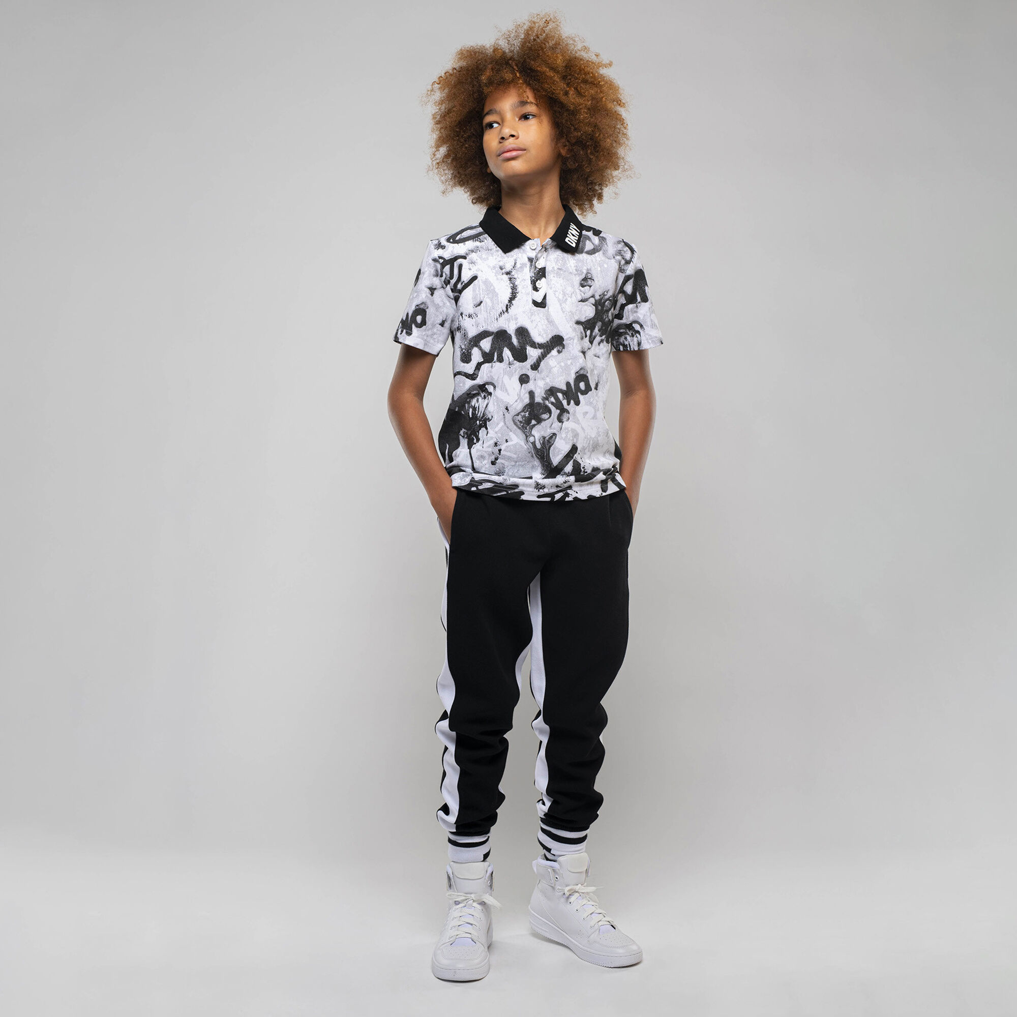 Dkny white joggers store