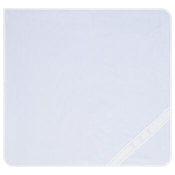 بطانيه اولاد منقطه باللون الازرق والابيض 