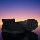 بوت صغير من الشمواه الكلاسيكى  للاطفال باللون الاسود , 3, hi-res