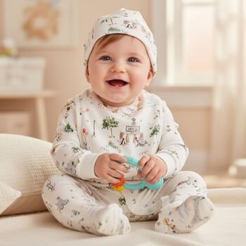 مريلة أطفال بطبعة سنترال بارك باللون العاجي