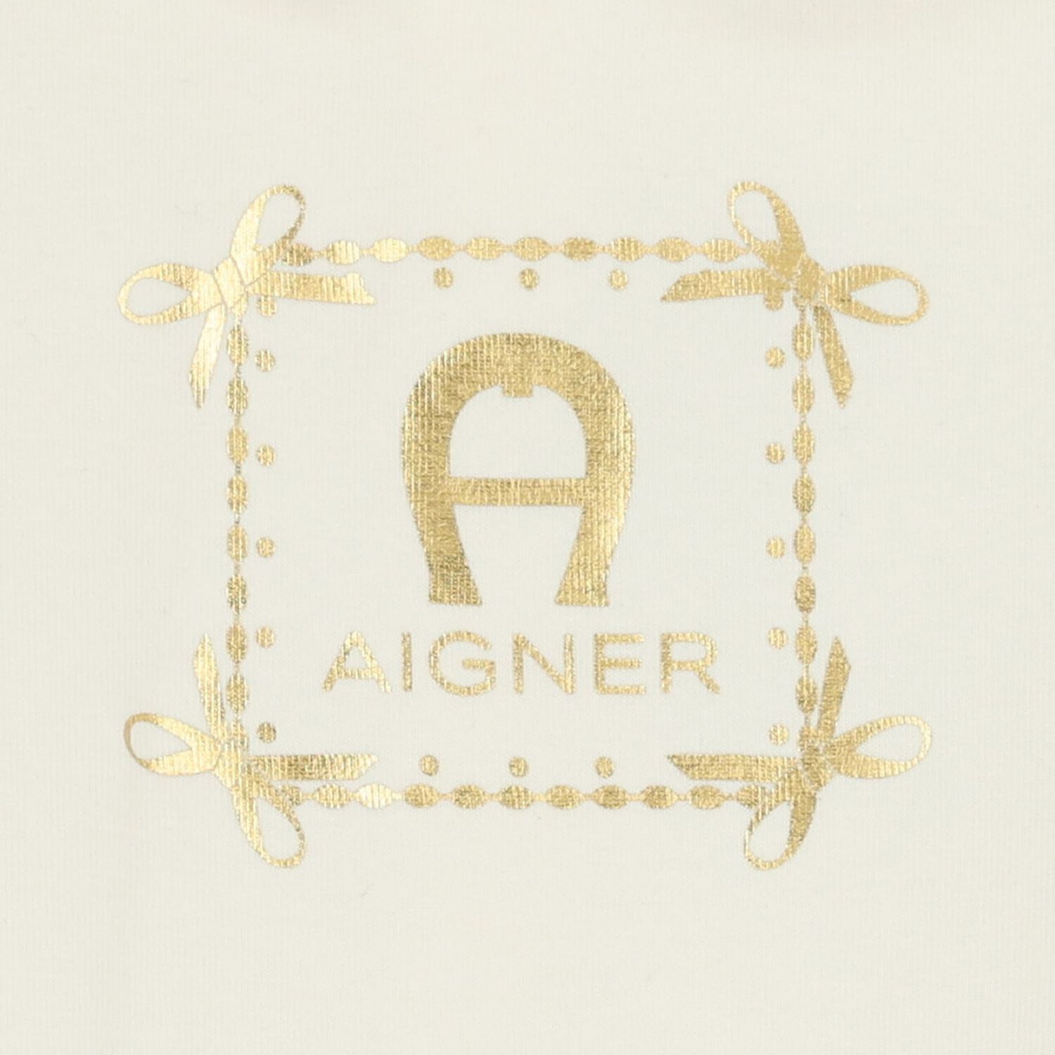 بدلة أطفالة باللون عاجية بشعار, 1, hi-res