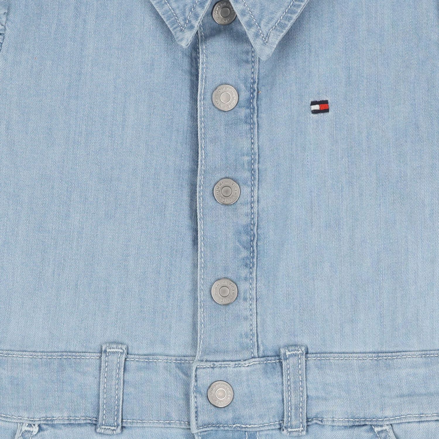 فستان جينز بالشعار باللون الأزرق للبنات, 1, hi-res