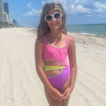 بدله سباحه للبنات مطرزه متعدده الالوان 