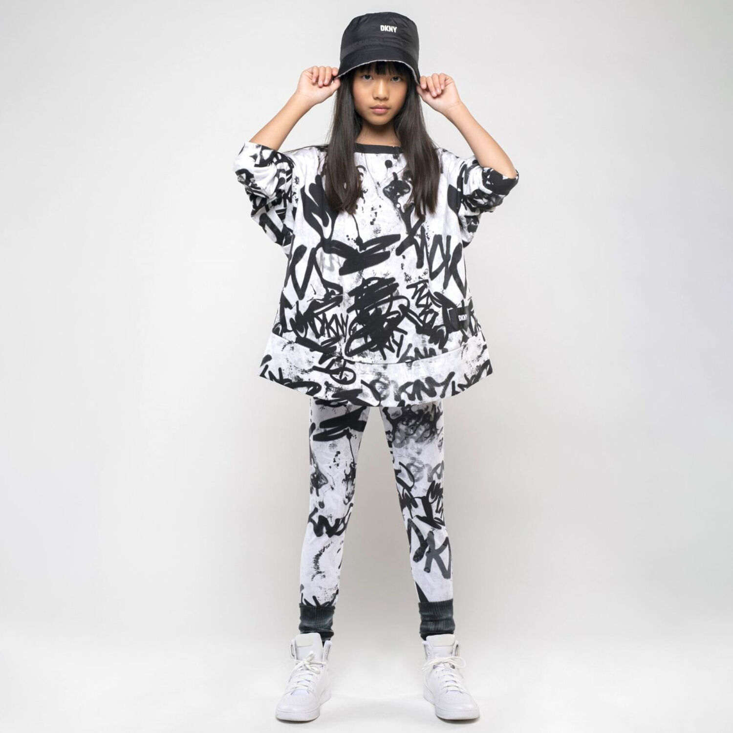 Girls Black & White Graffiti Logo Leggings, 1, hi-res