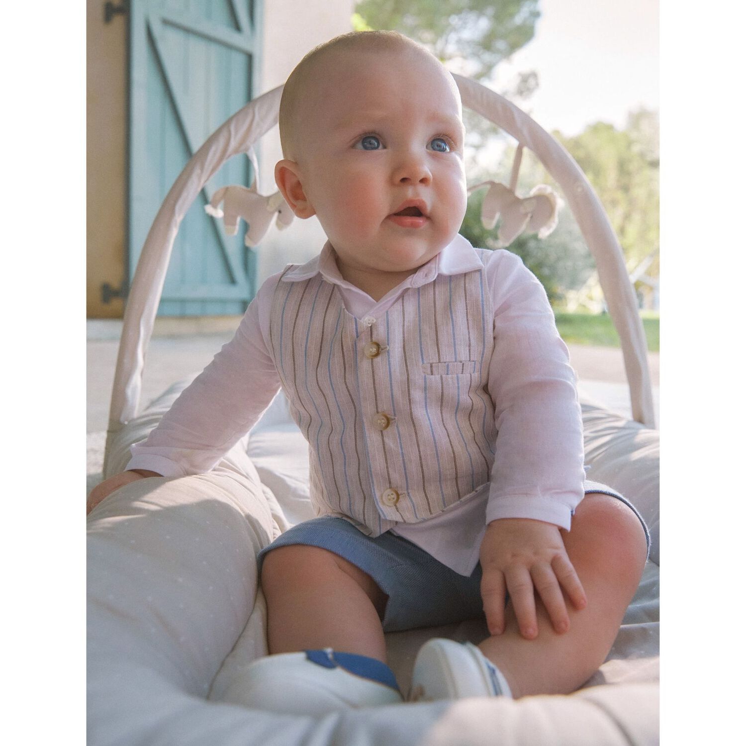 طقم شورت  أولاد باللون البيج والأزرق و الأبيض , 1, hi-res