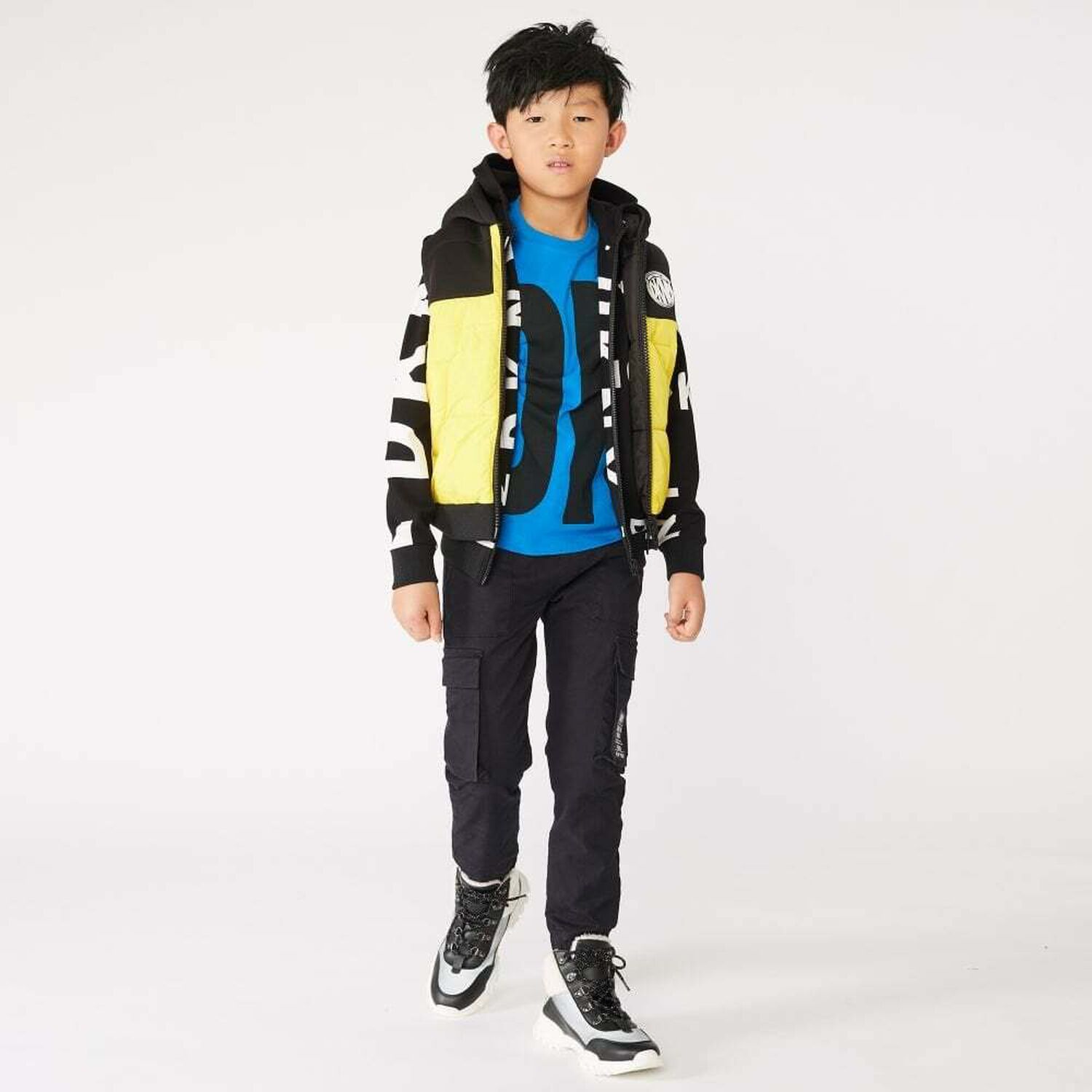 تيشيرت بالشعار باللون الازرق للاولاد, 2, hi-res