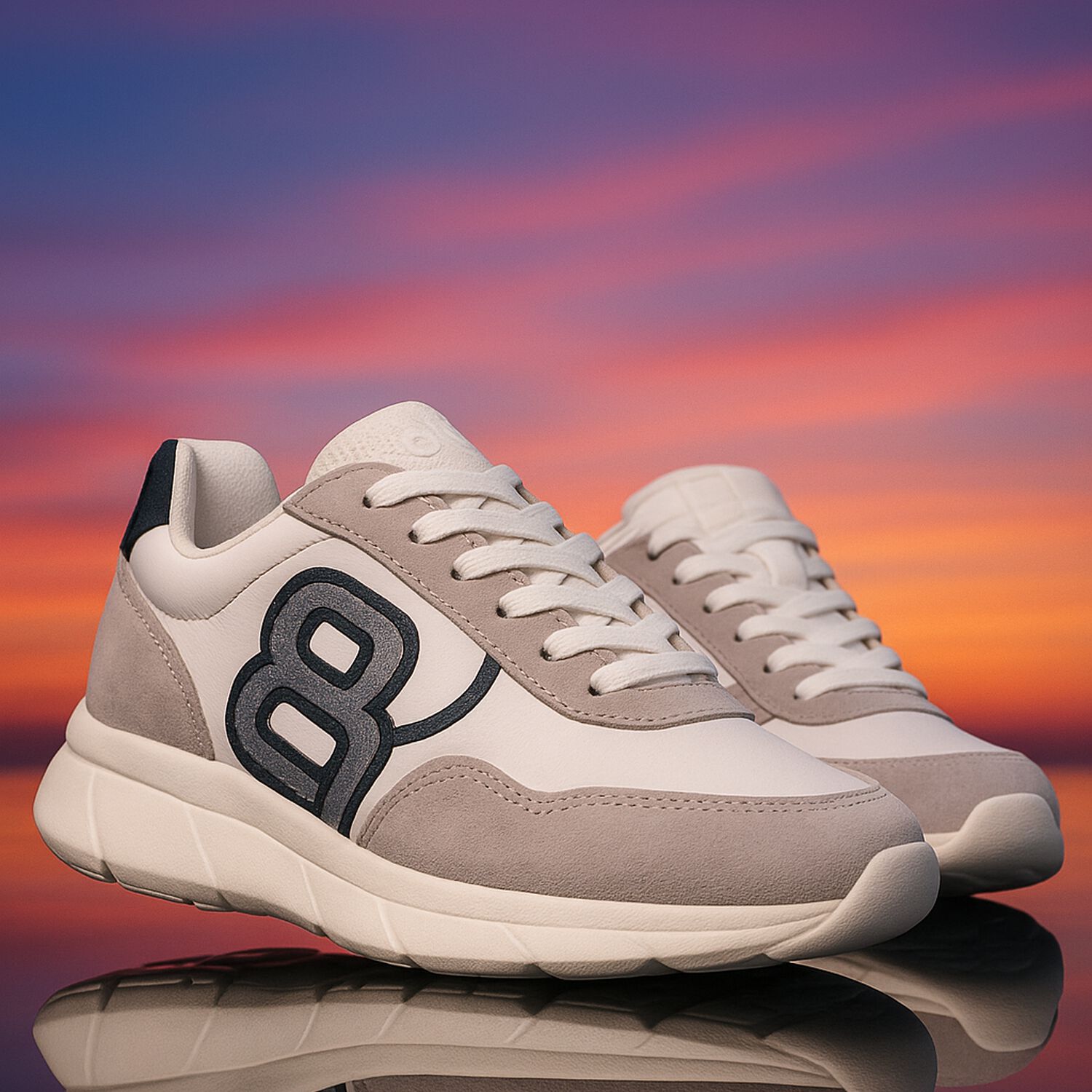 حذاء بنات رياضي بالشعار باللون الأبيض والفضي, 1, hi-res image number null