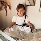 فستان بنات ساتان بفيونكة باللون الأبيض, 1, hi-res