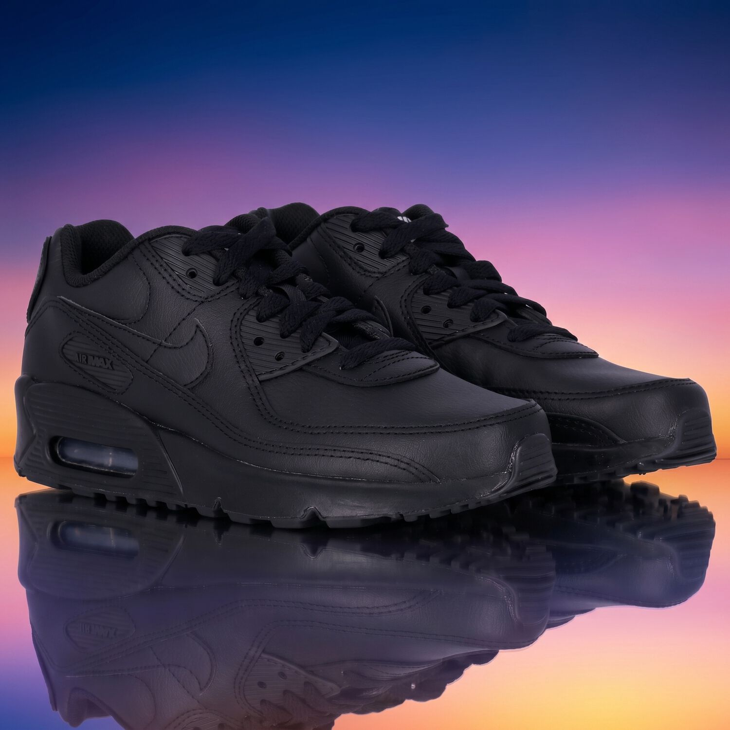 Black Nike Air Max 90 Trainers, 1, hi-res