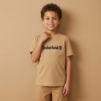 تيشيرت للأولاد بالشعار باللون البيج