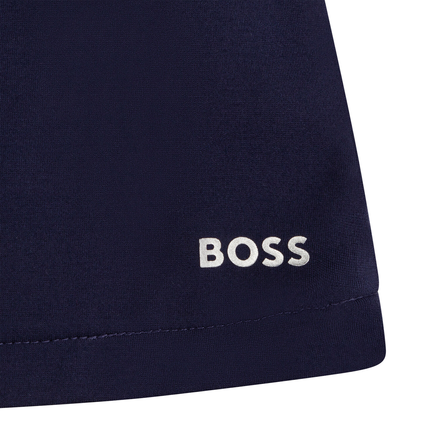 تنورة باللون الكحلي, 1, hi-res image number null