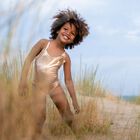 مايوه باللون الذهبي اللامع, 1, hi-res