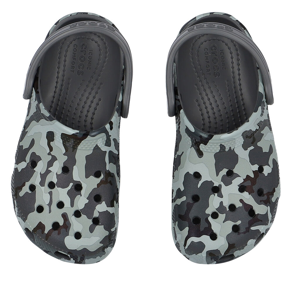 baby camo crocs