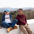 توب أولاد بأكمام بالشعار باللون الأبيض, 2, hi-res